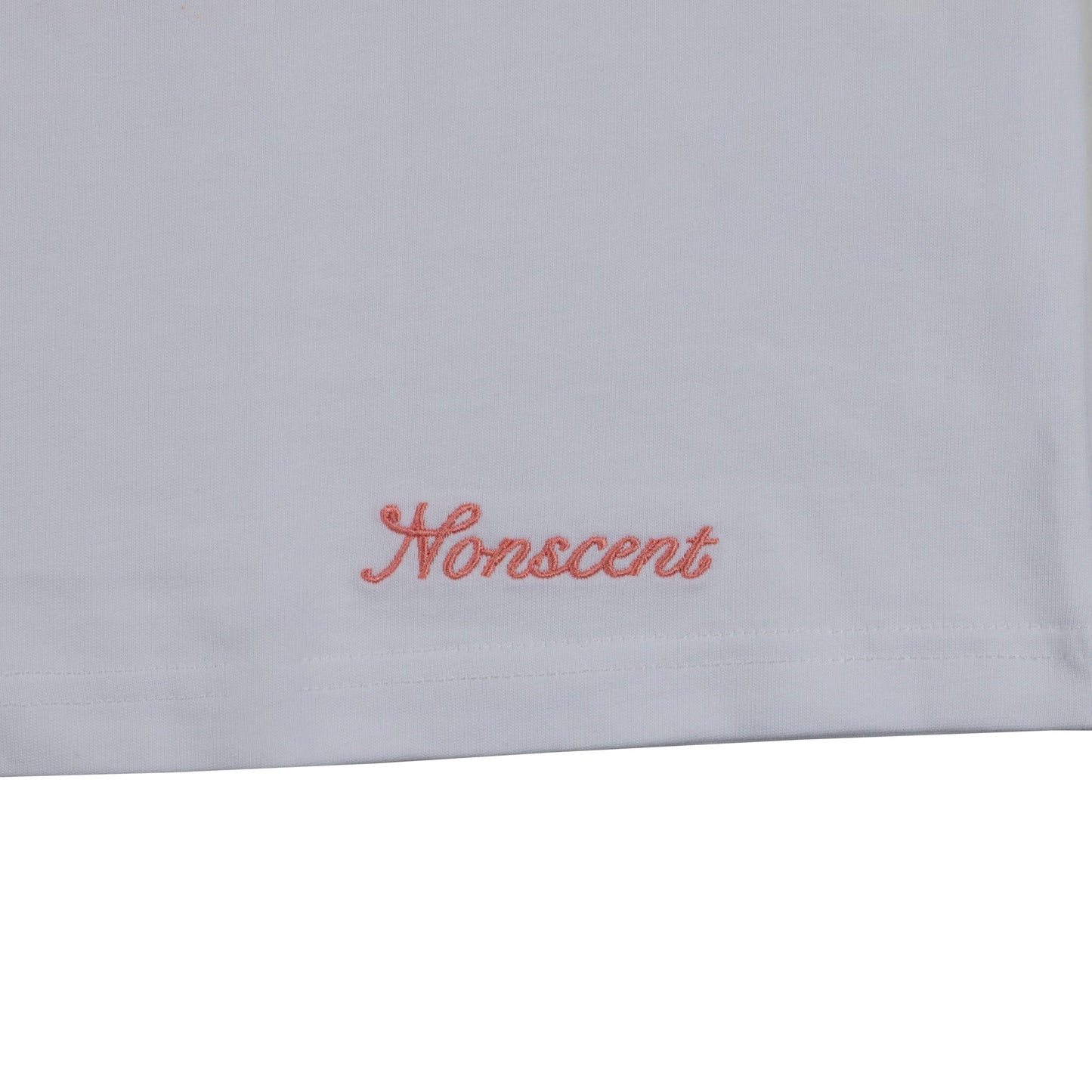 SIGNATURE TEE